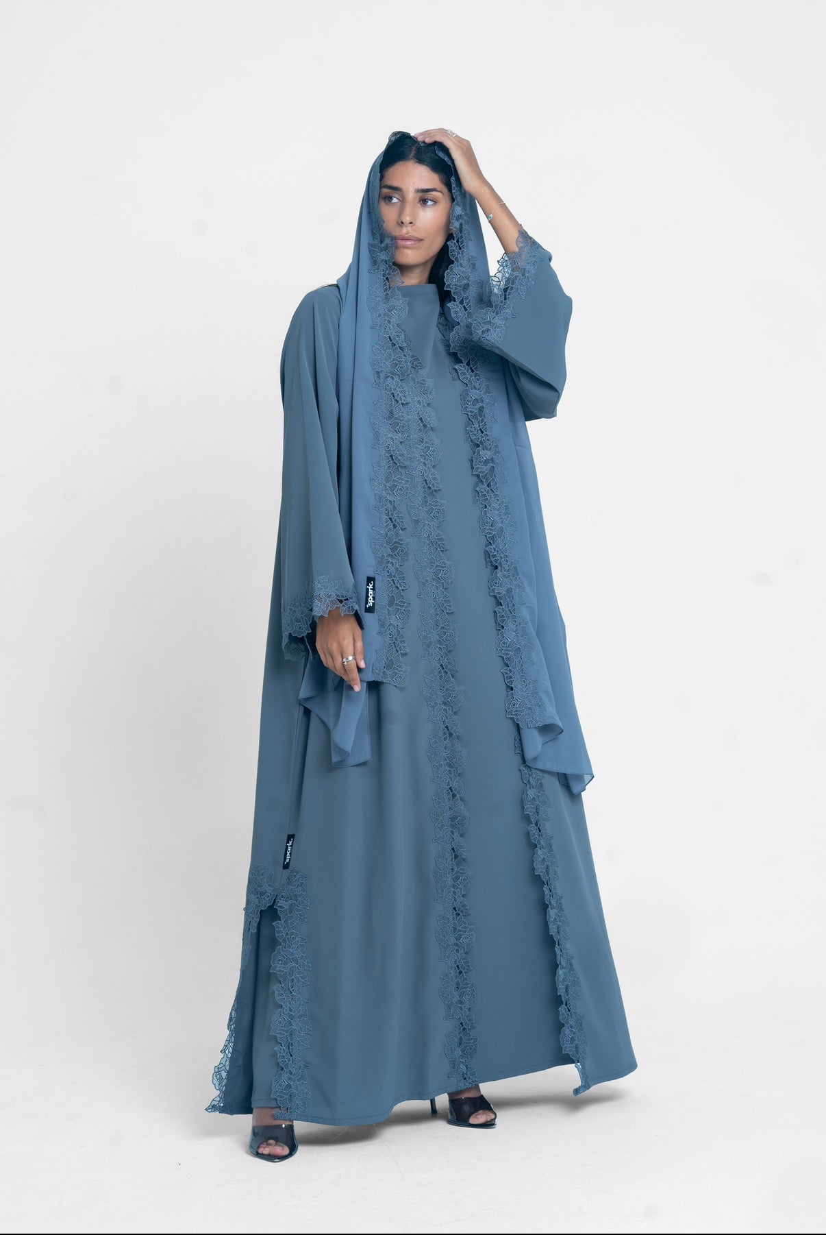 Abaya RE19