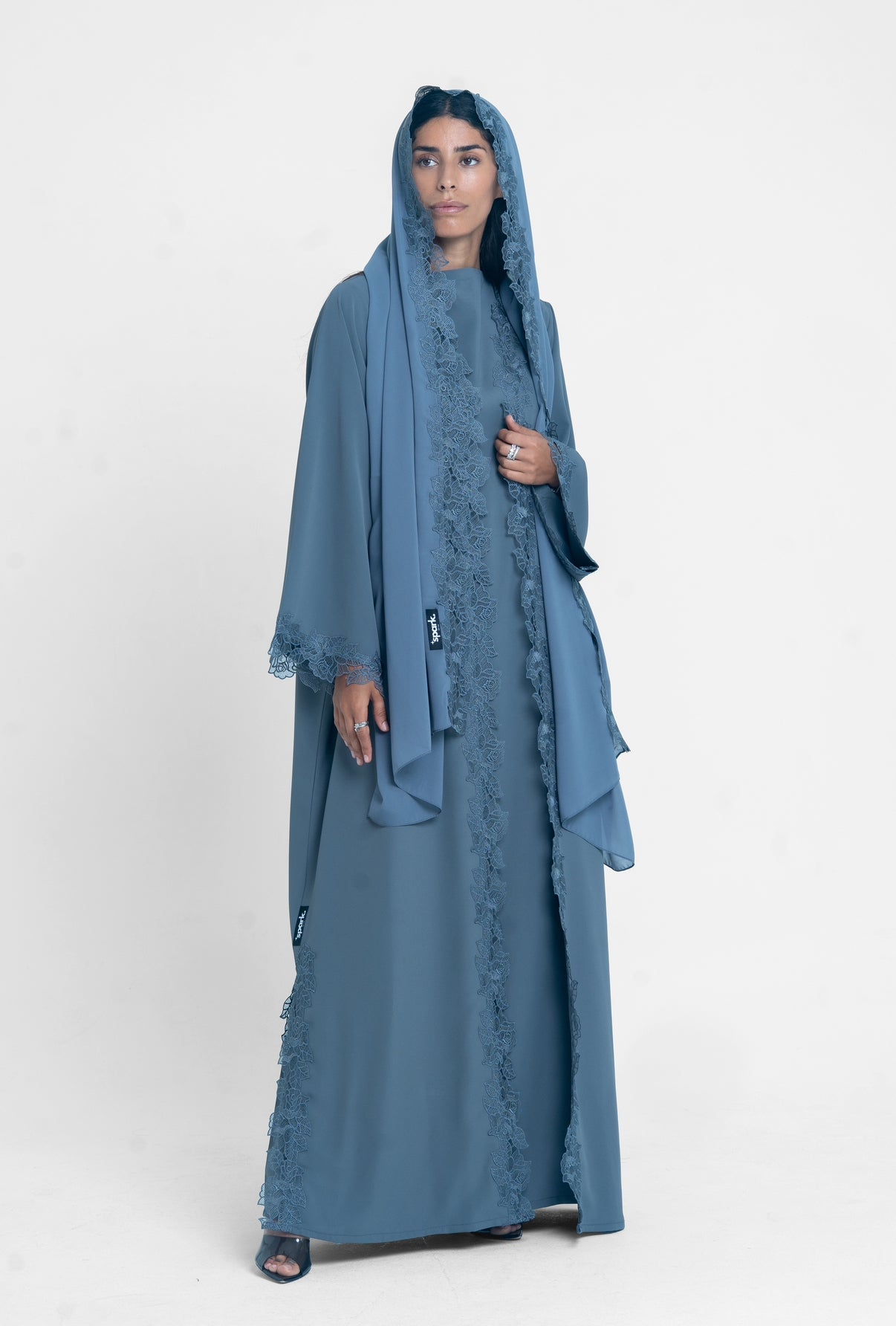 Abaya RE19