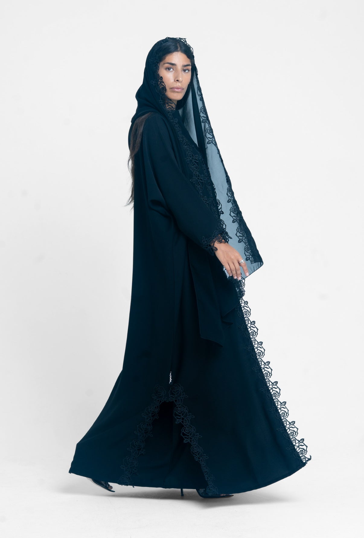 Abaya RE16