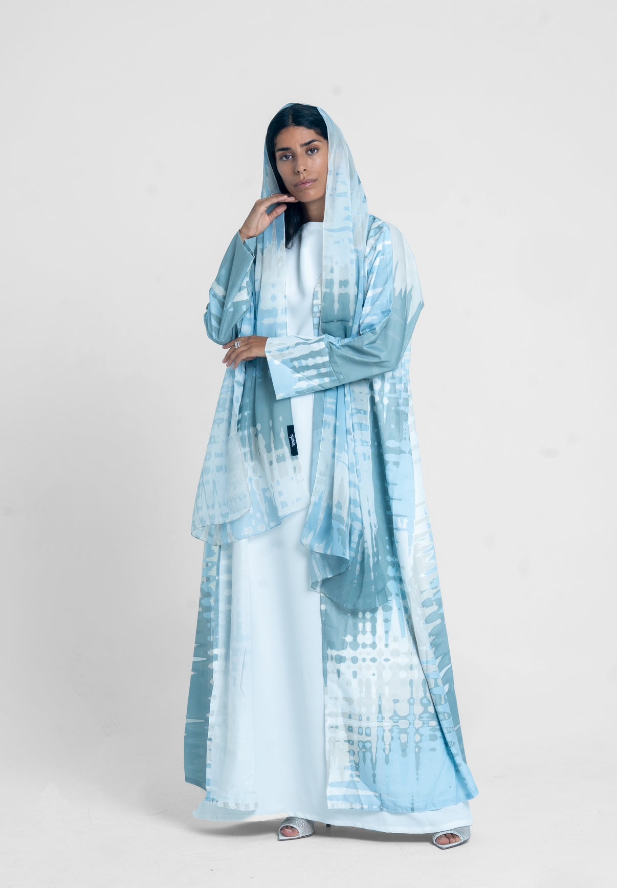 Abaya RE8
