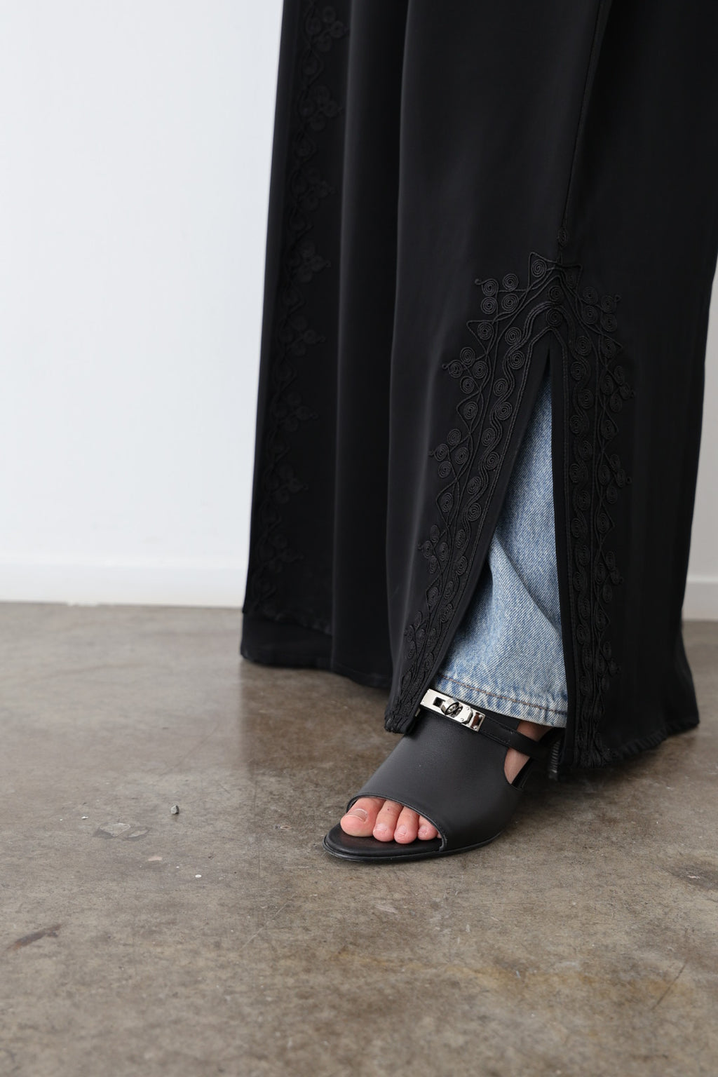 Abaya SC10