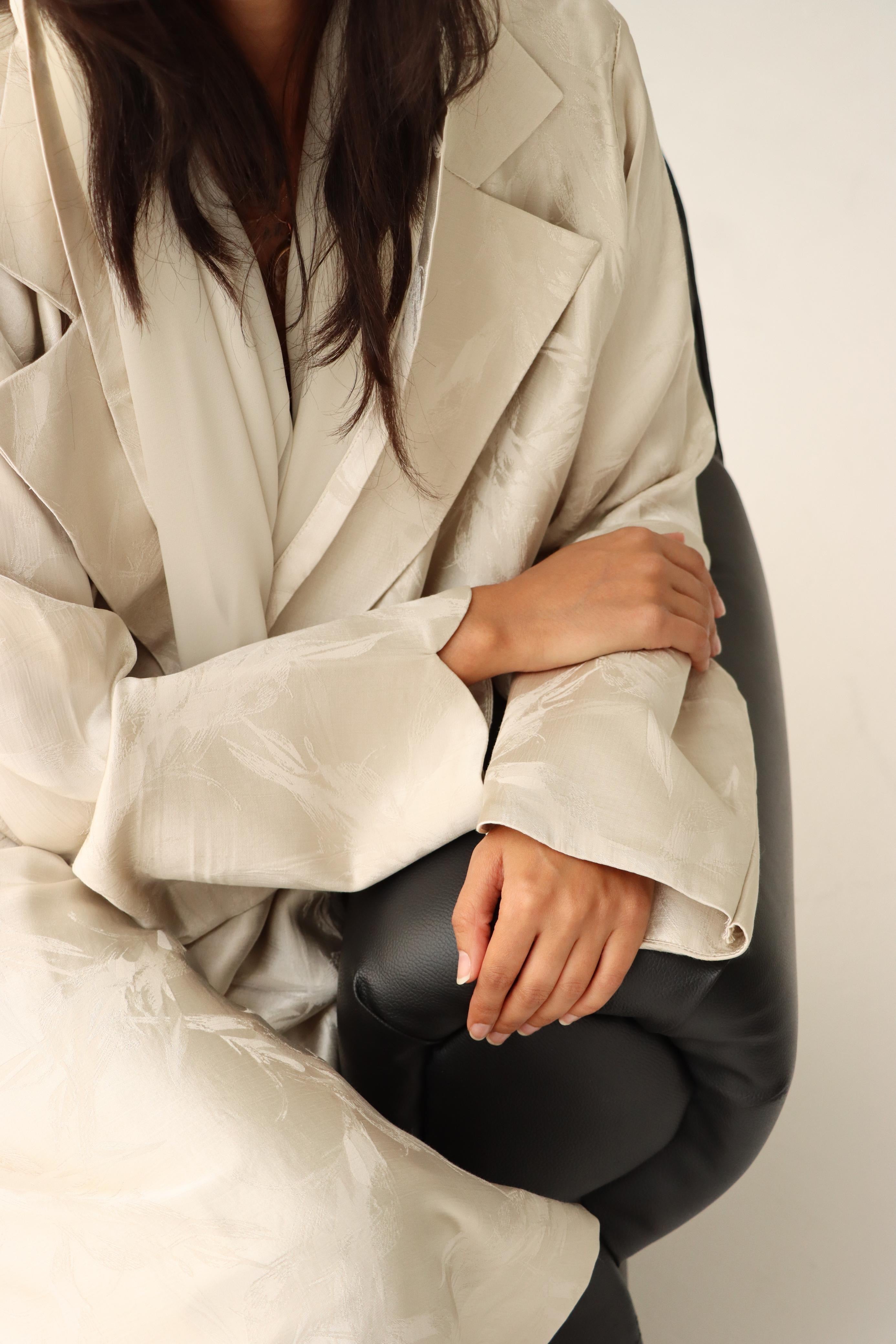 Abaya SE10