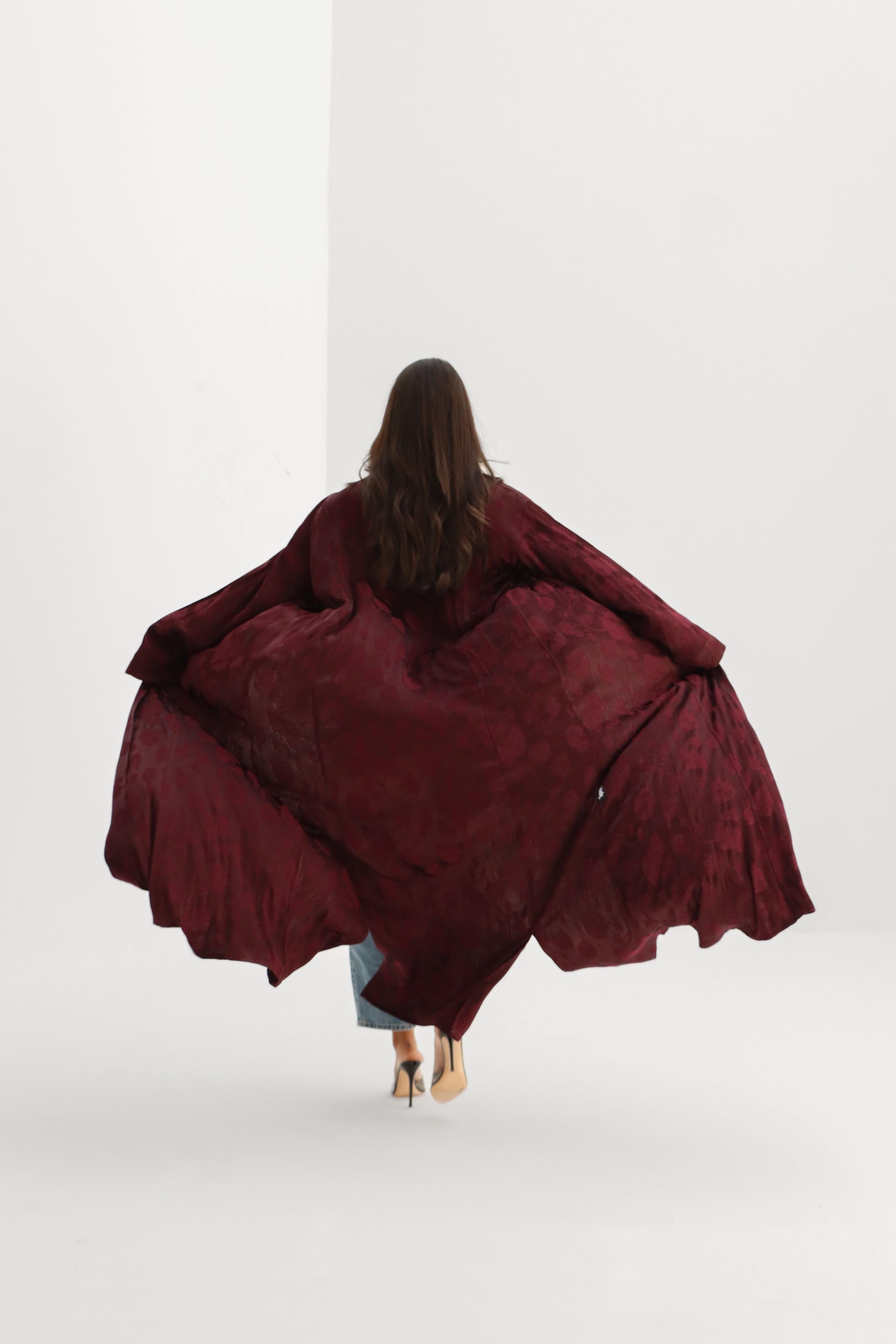 Abaya SE11