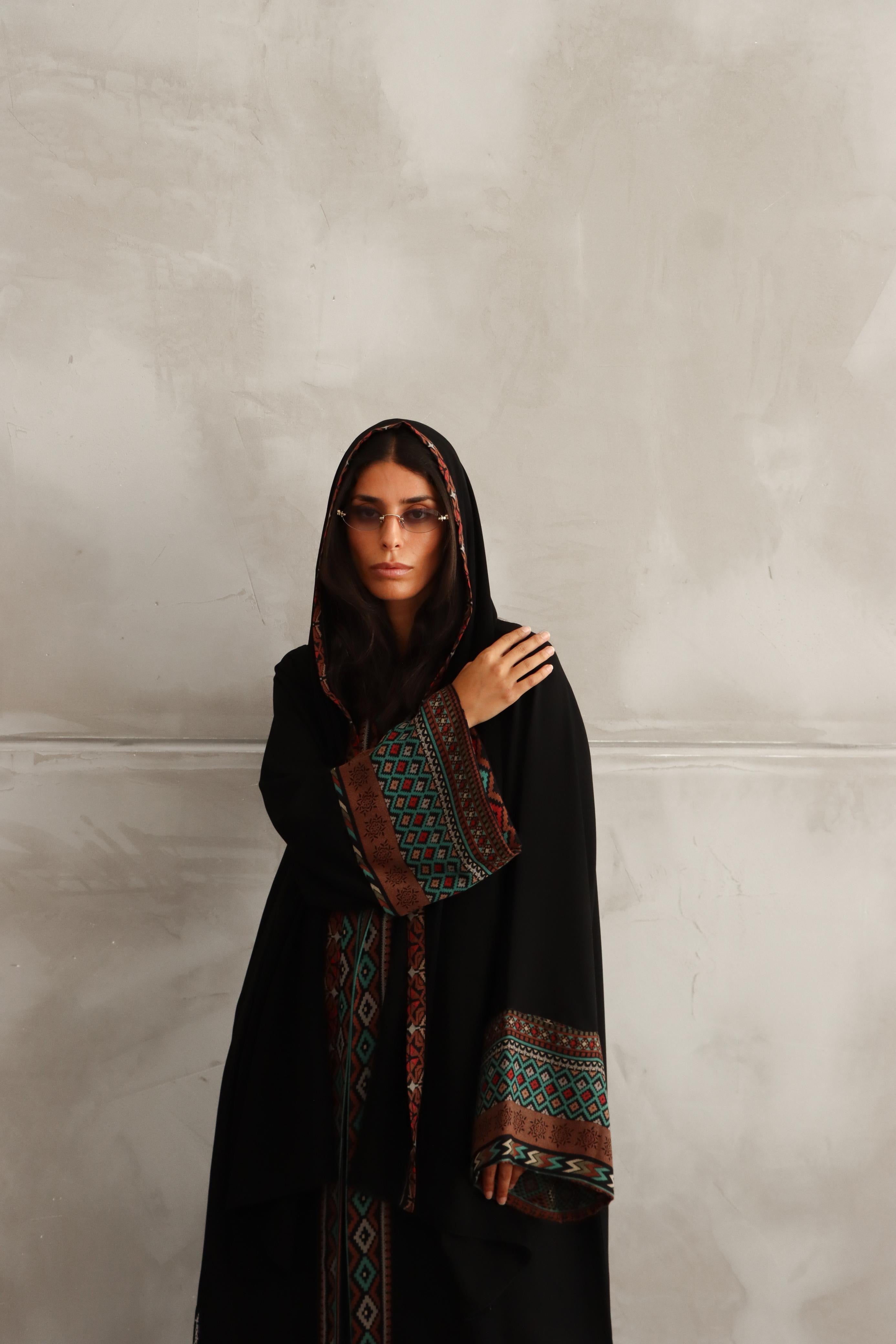Abaya SE12