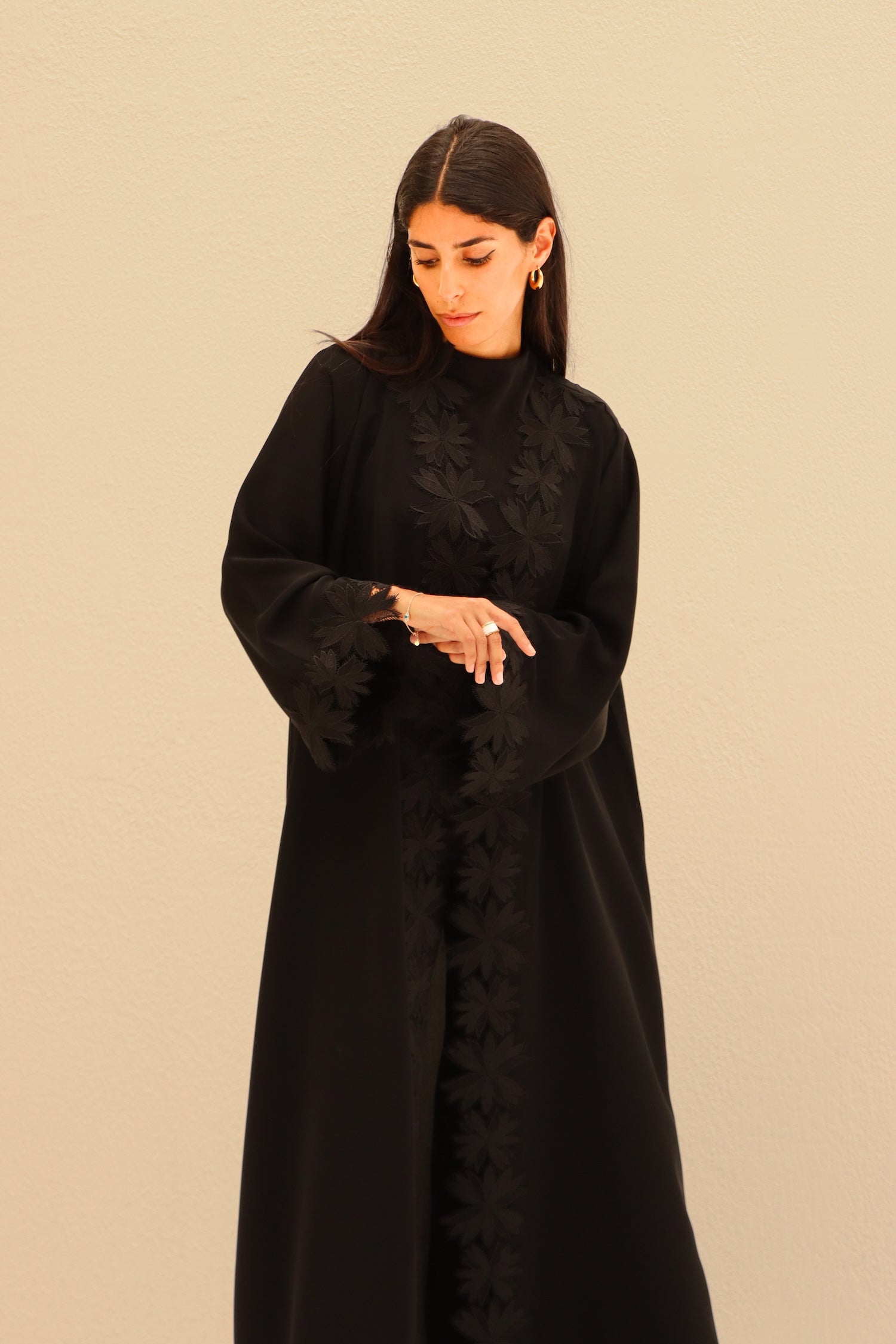 Abaya S11