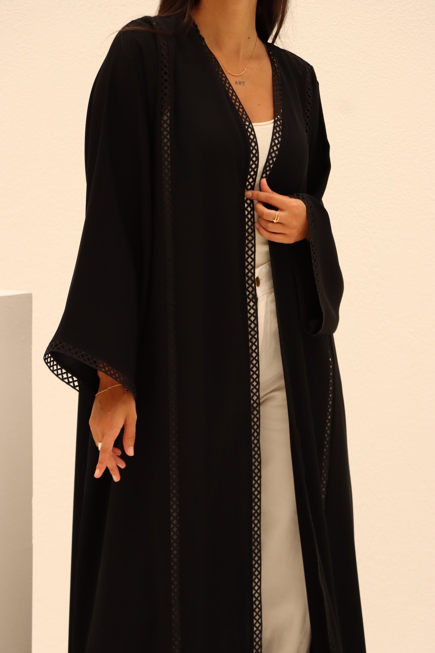 Abaya S17