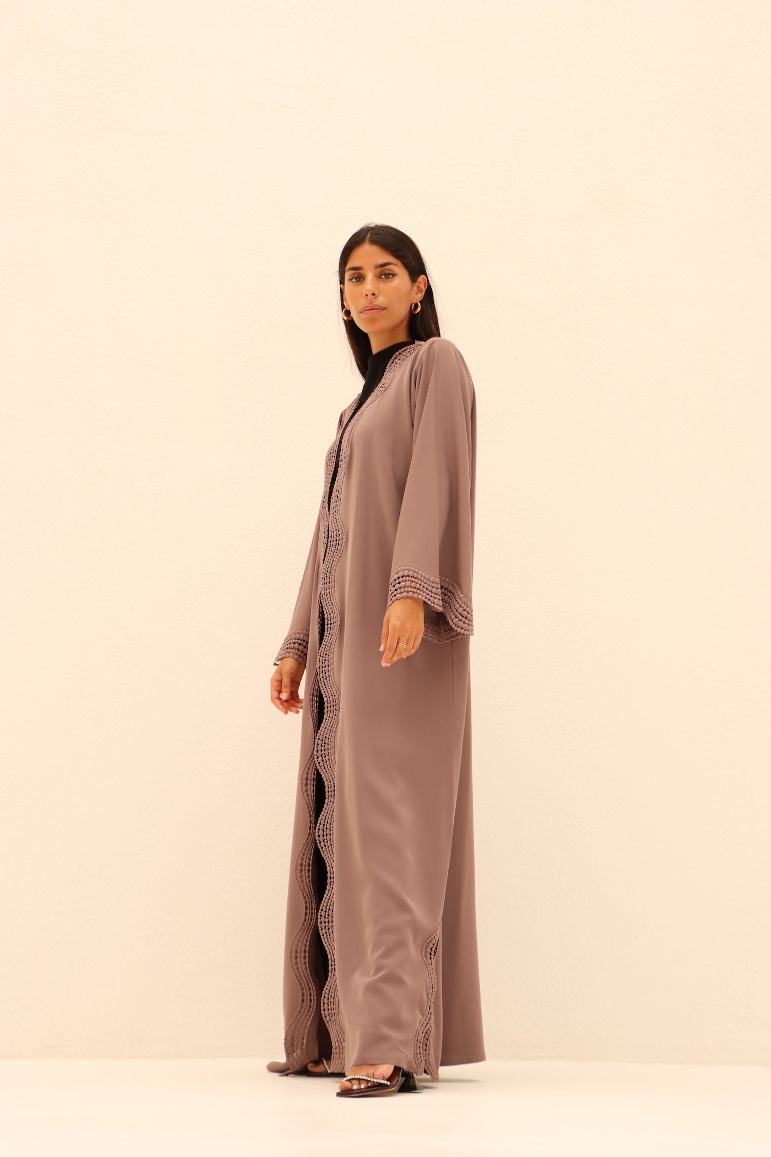 Abaya S8