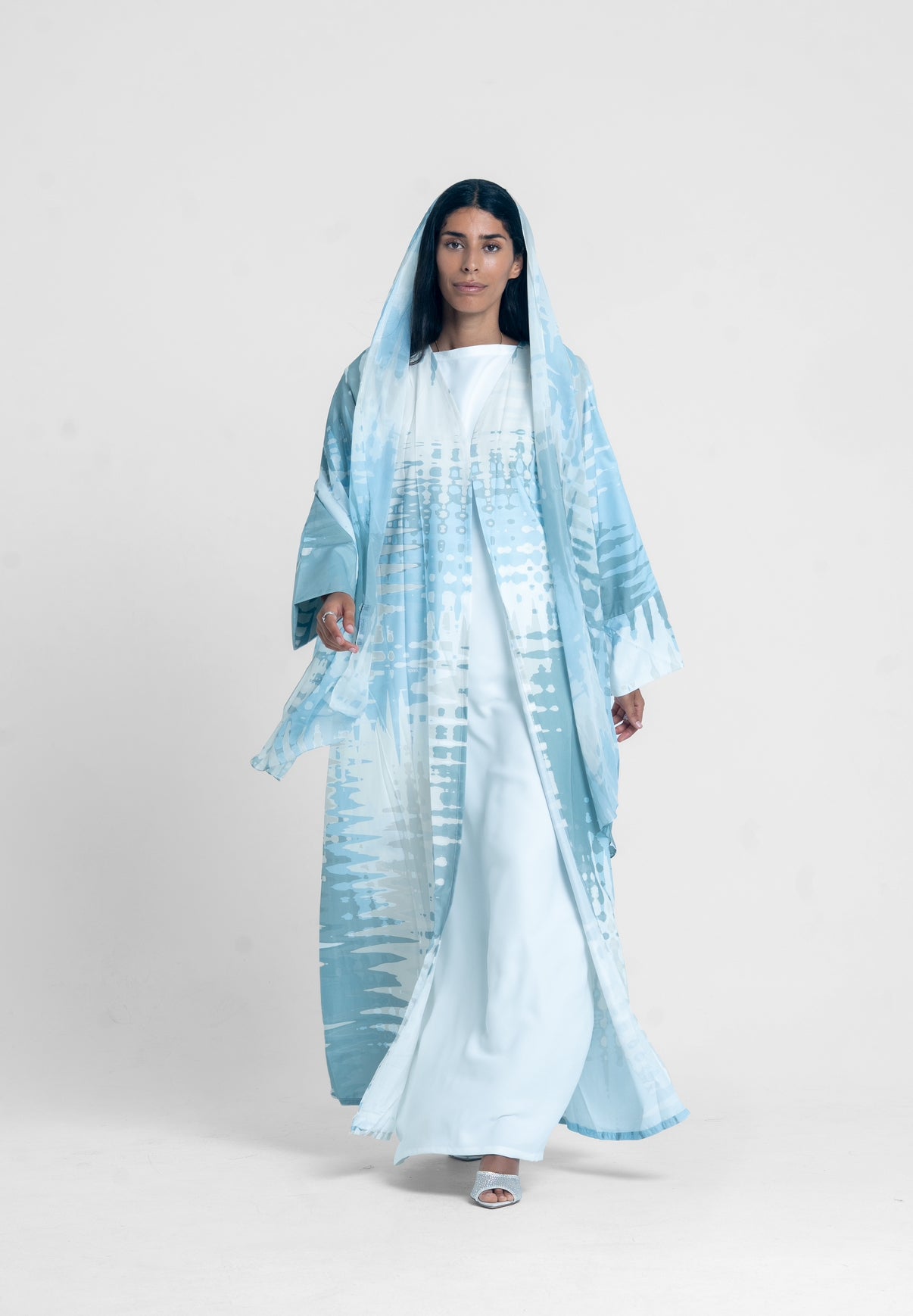 Abaya RE8