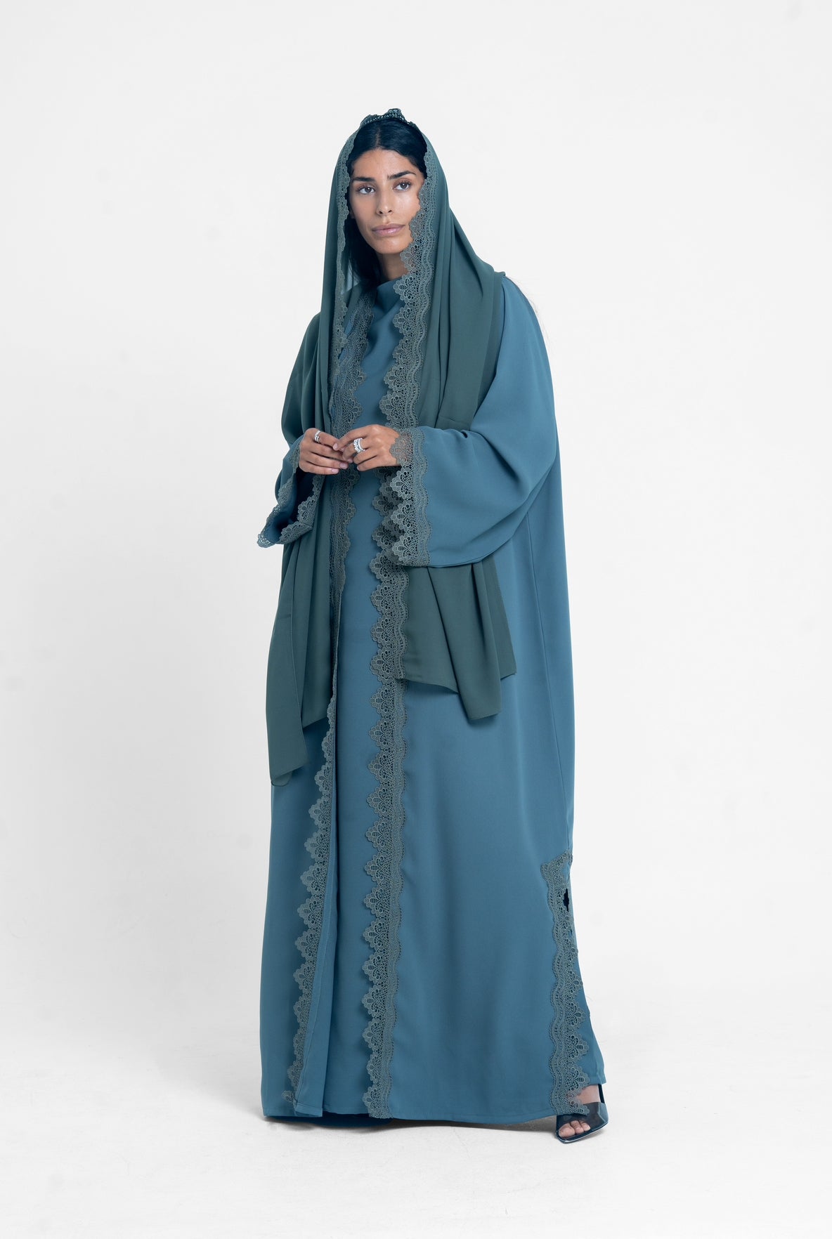 Abaya RE18