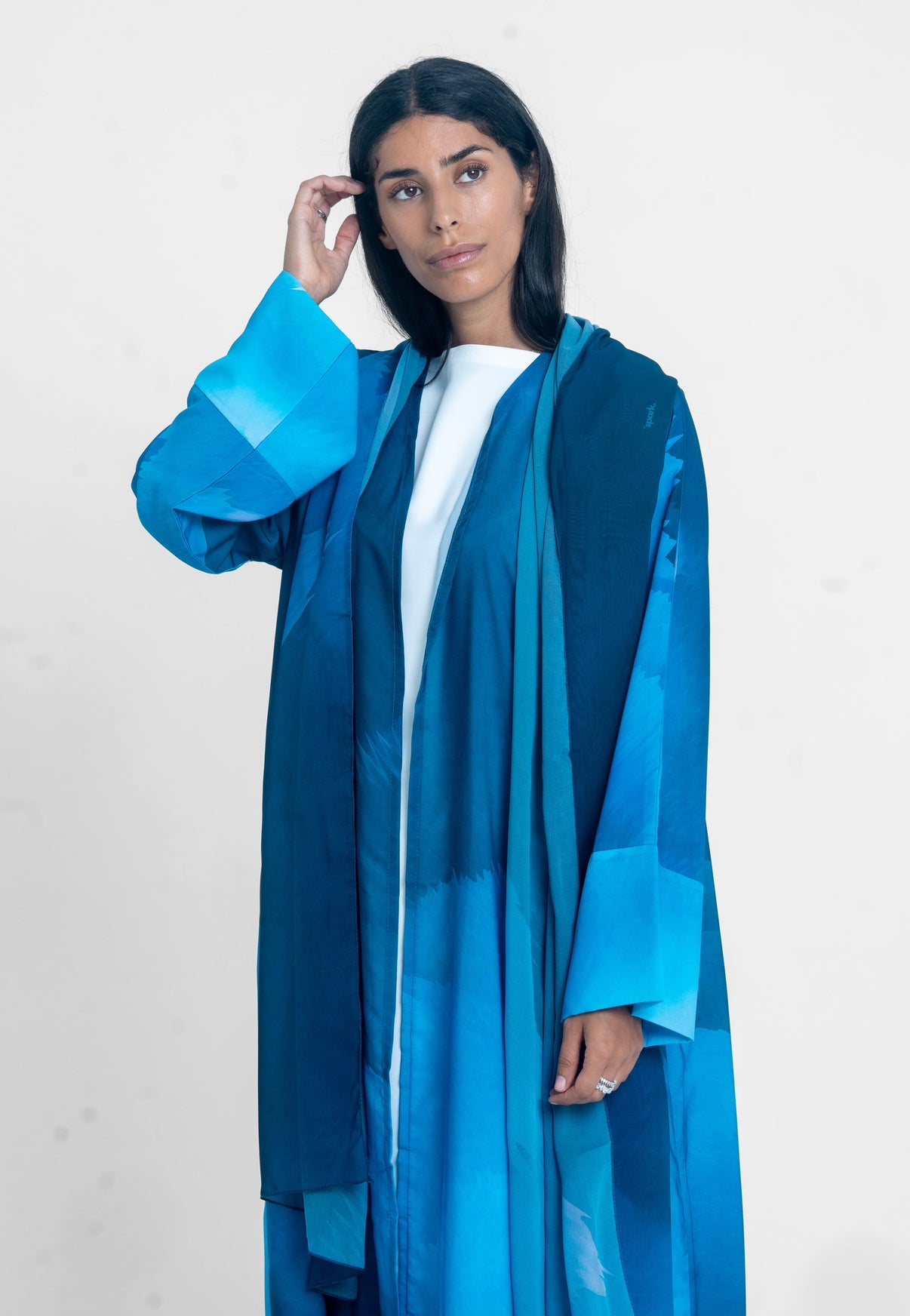 Abaya RE9