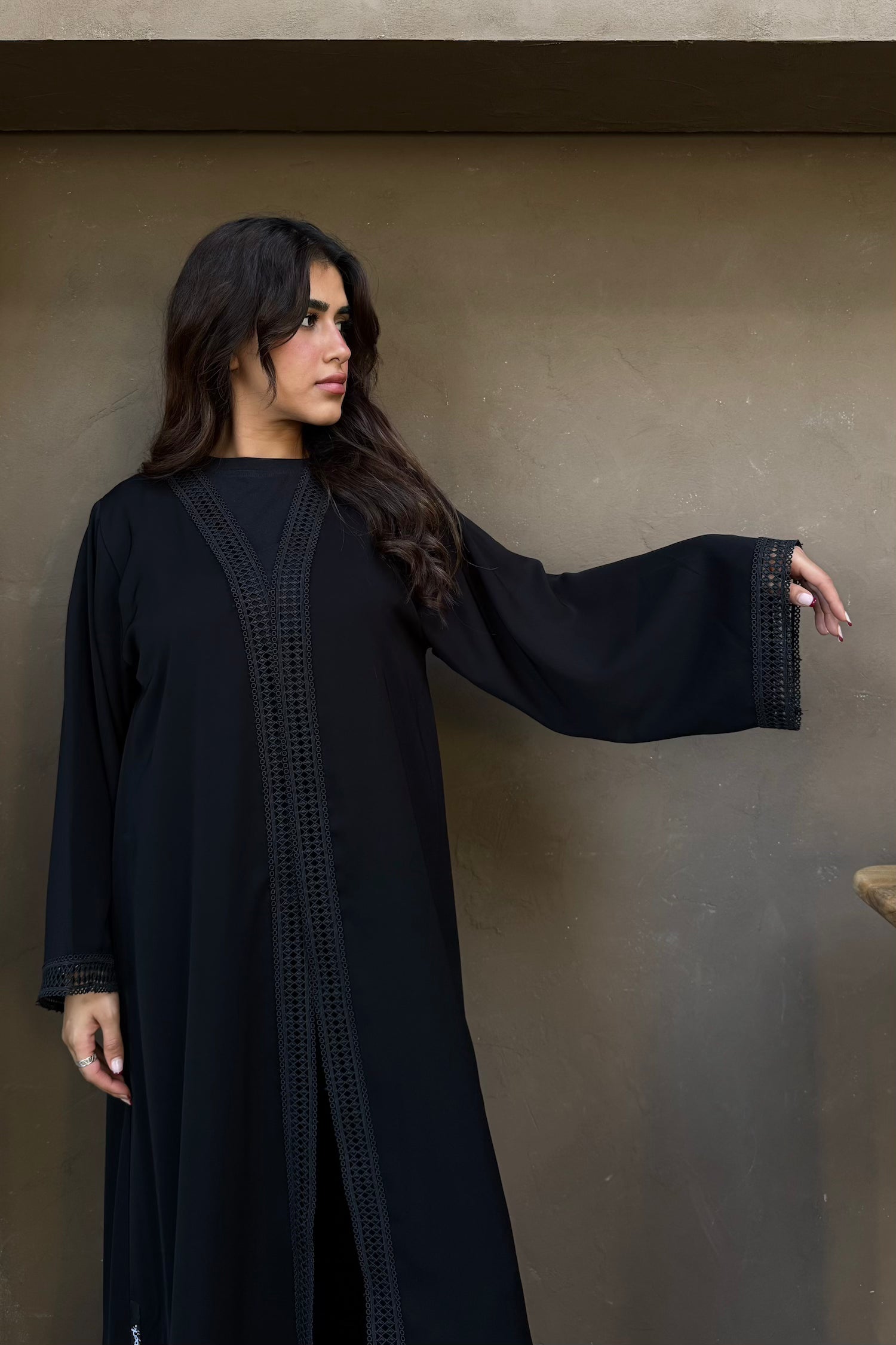 Abaya W12