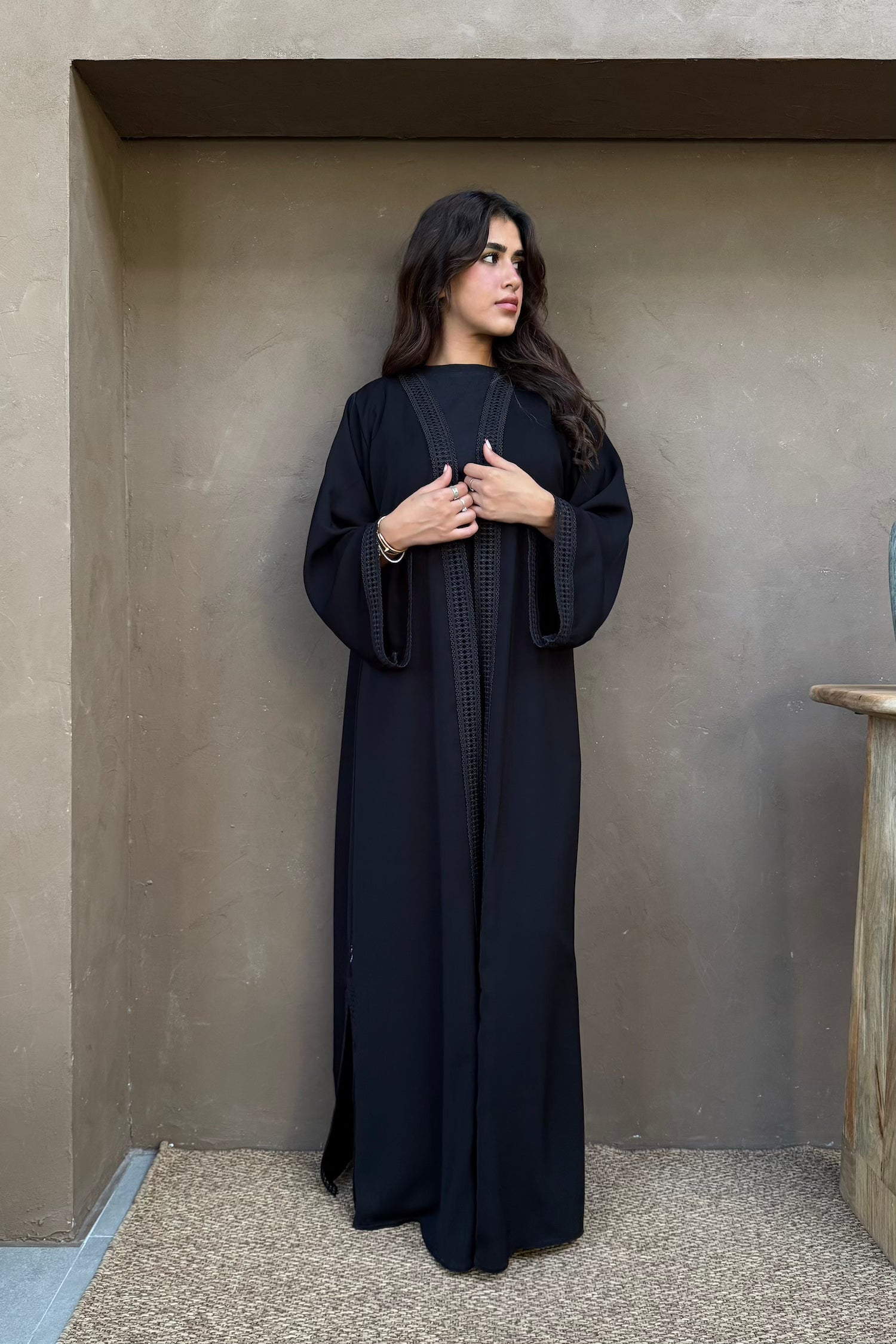 Abaya W12