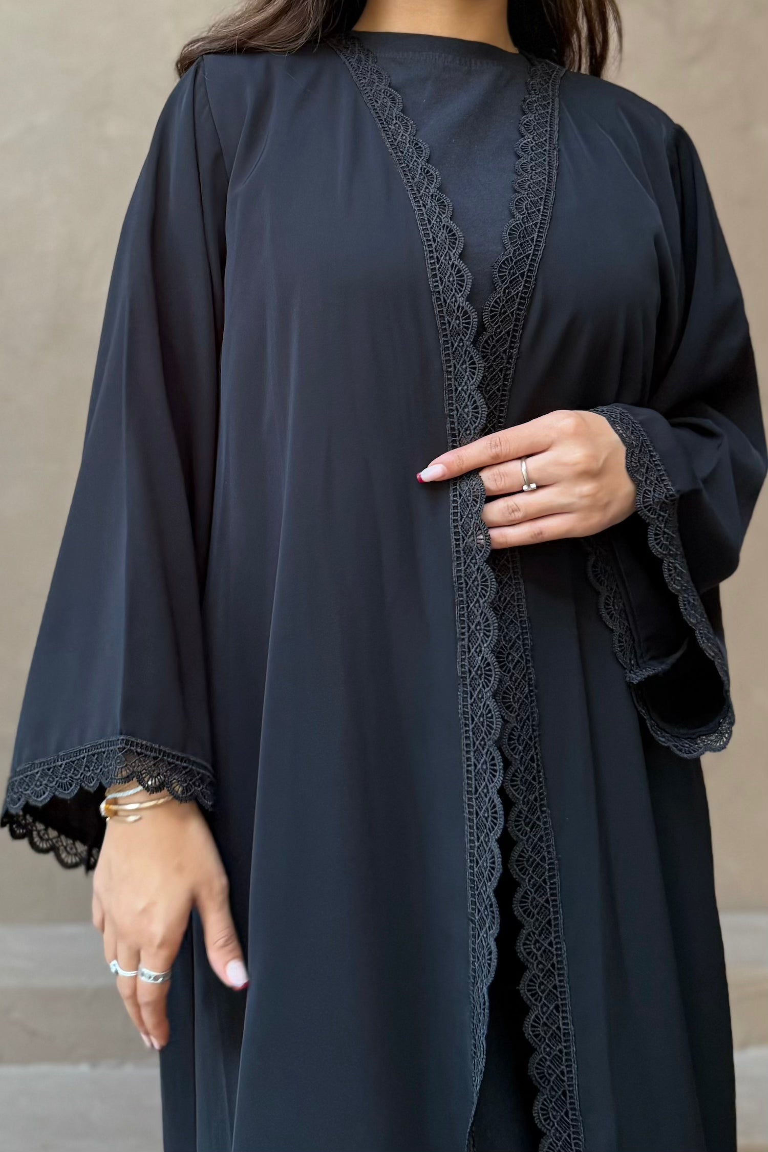 Abaya W2